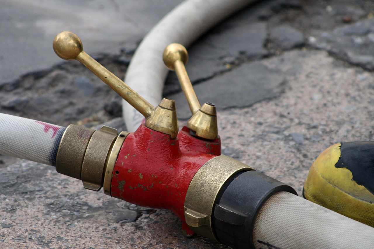 Siłowniki hydrauliczne Enerpac: ranking modeli do podnoszenia ciężarów